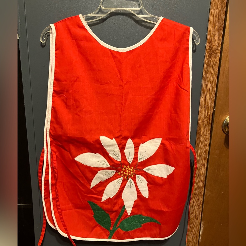 Vintage Handmade Christmas Poinsettia Apron
